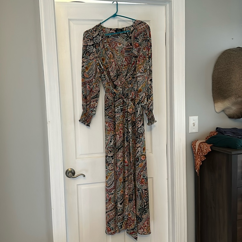 Maxi long sleeve. Worn once